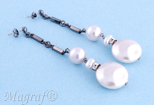 Pearl Earrings - 04344